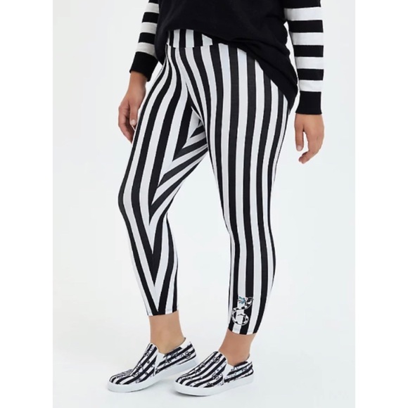 torrid Pants - 🆕 Black White Stripe Beetlejuice Crop Legging 2 2X 18 20 NWT Torrid